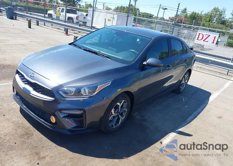 2021 Kia Forte Lxs из США, поврежденный, VIN 3KPF24AD6ME395490